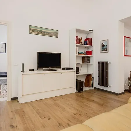 Appartamento Guesthost - Ca' Toa - Cavour La Spezia